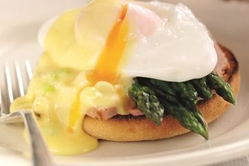 Springtime Eggs Benedict 